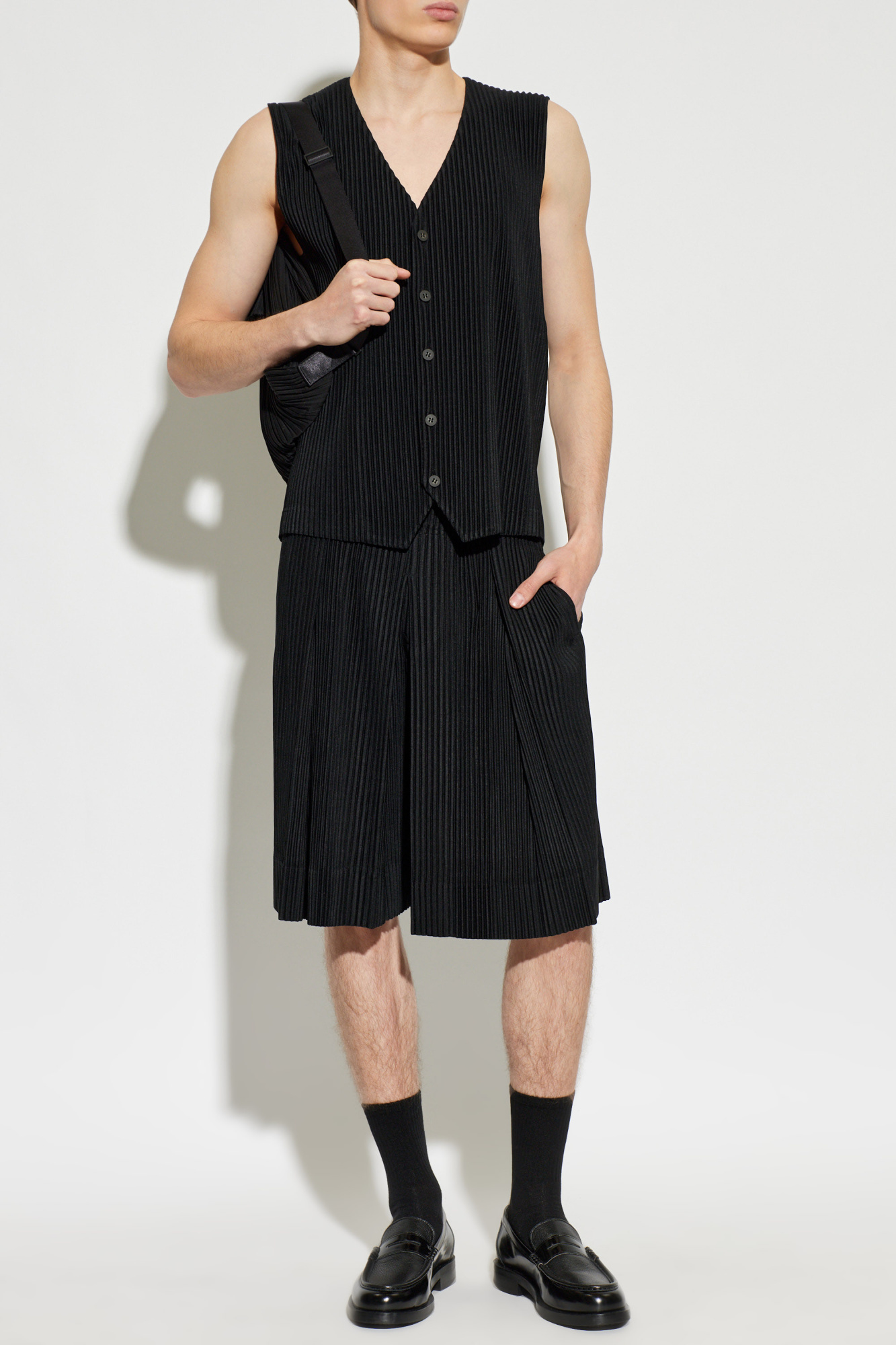 Black Pleated vest Homme Plissé Issey Miyake - Vitkac Romania